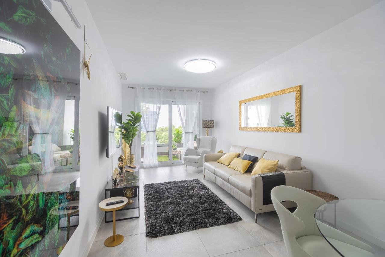 Marbella Luxury Brand New 2-Bedroom Apartment, 3 Min Walk To The Beach! Exterior photo