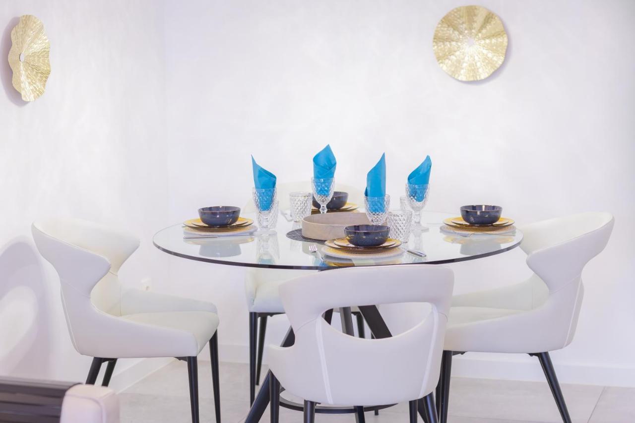 Marbella Luxury Brand New 2-Bedroom Apartment, 3 Min Walk To The Beach! Exterior photo